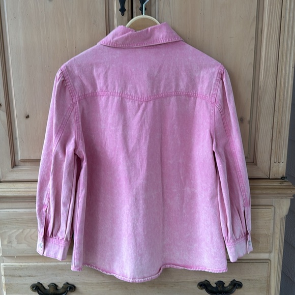 NWT entro pink distressed denim western style shirt with pearl snap buttons - s - Picture 3 of 7